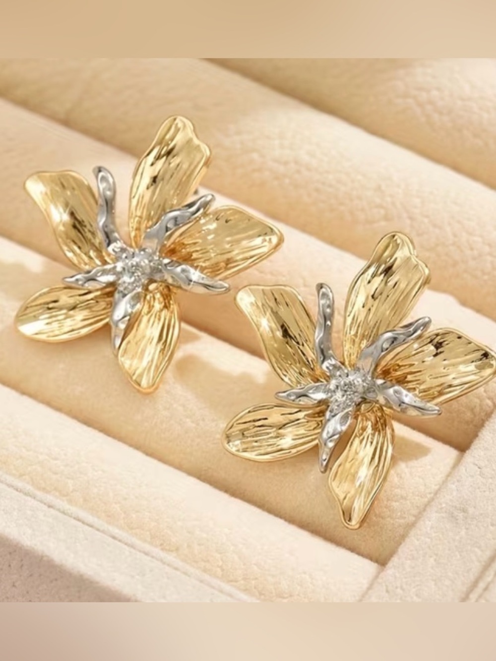 Gold Flower Stud Earrings